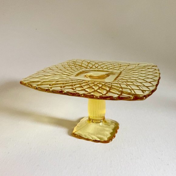 Vintage LE Smith Yellow Depression Glass Pedestal Cake Stand | Rare | 9.5" - Picture 6 of 14